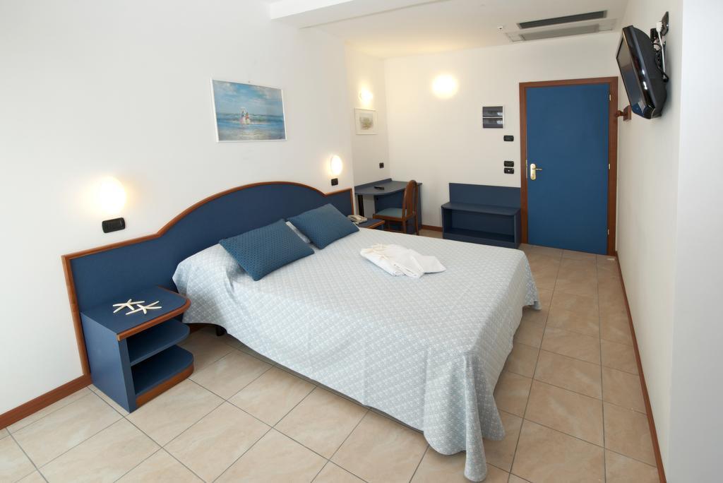 Hotel Torretta カットーリカ エクステリア 写真