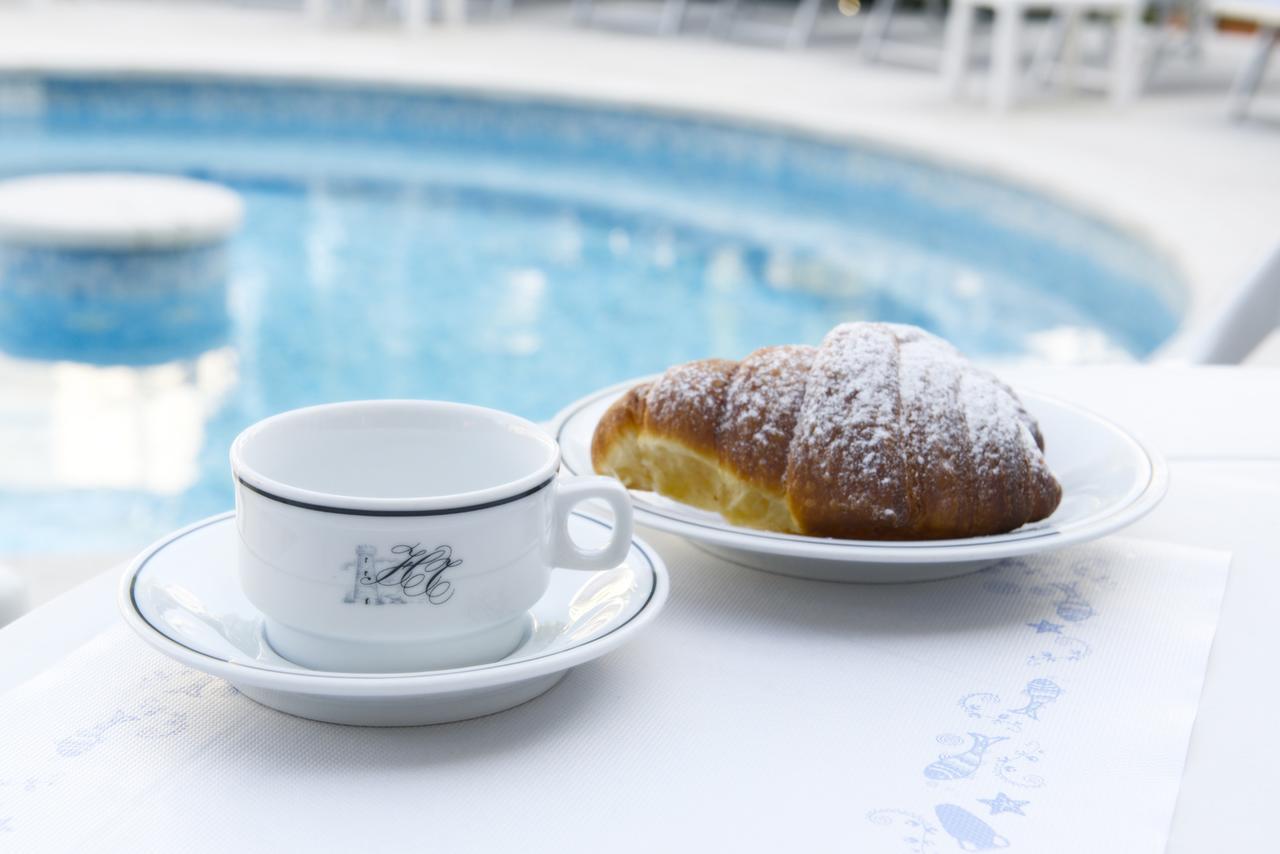 Hotel Torretta カットーリカ エクステリア 写真