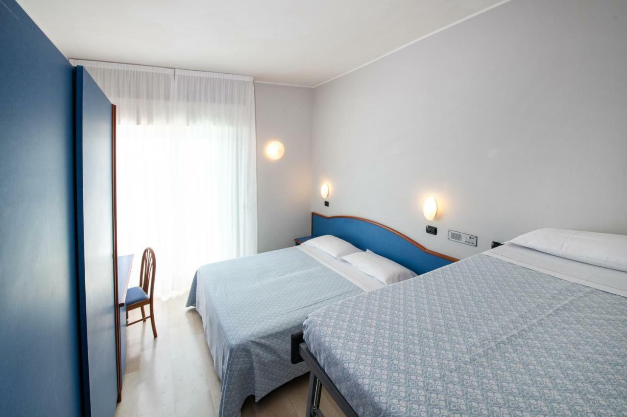 Hotel Torretta カットーリカ エクステリア 写真