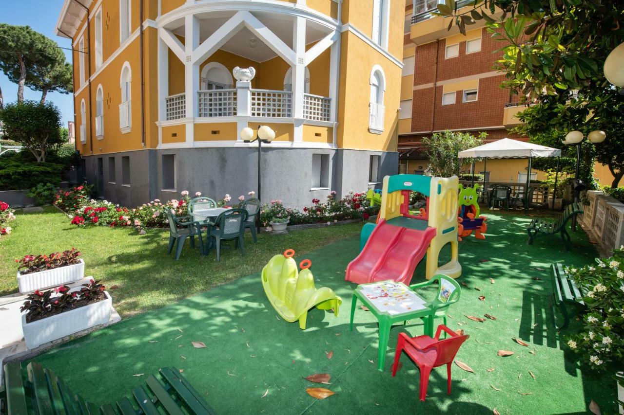 Hotel Torretta カットーリカ エクステリア 写真