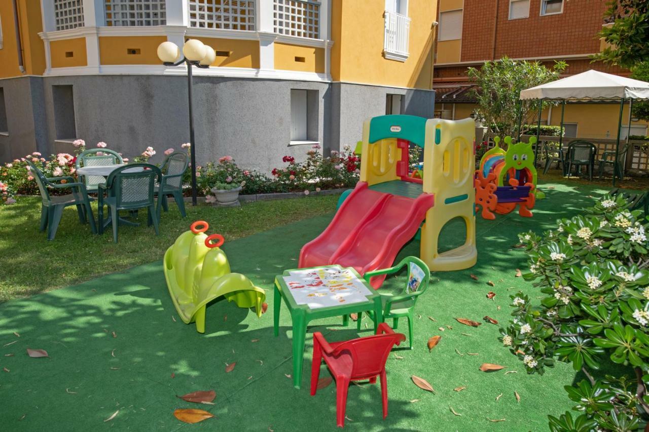 Hotel Torretta カットーリカ エクステリア 写真