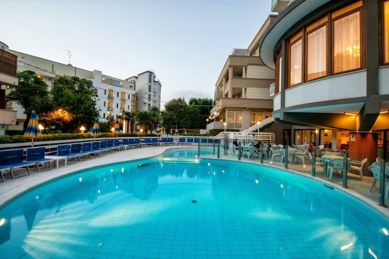 Hotel Torretta カットーリカ エクステリア 写真