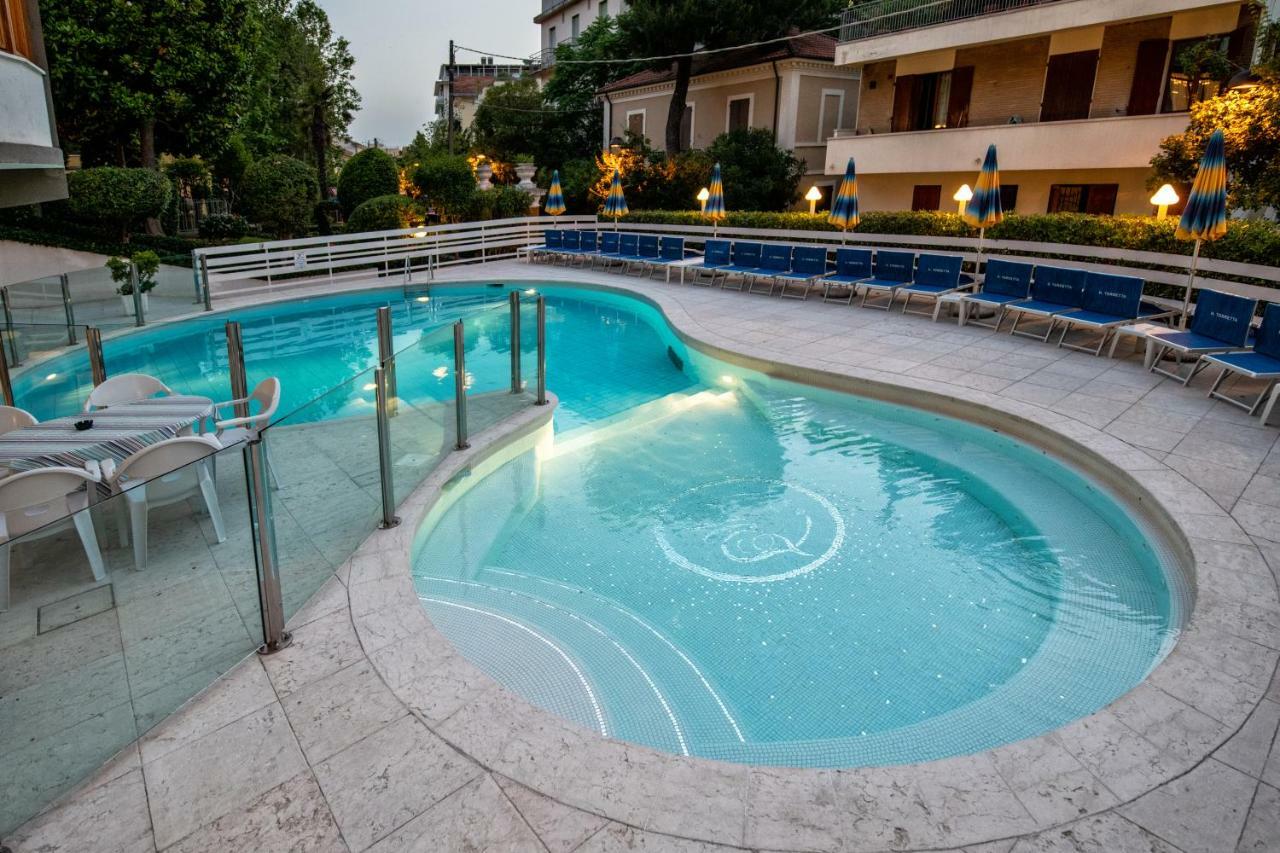 Hotel Torretta カットーリカ エクステリア 写真